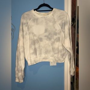 Woman’s cropped crew neck sweater